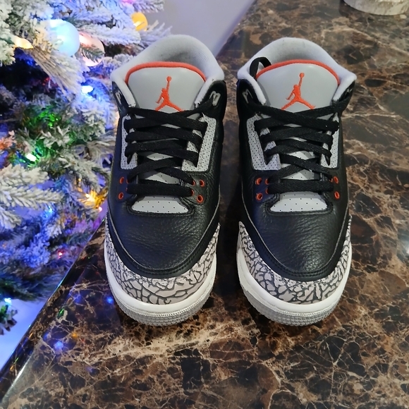 Jordan 3 Retro OG 'Black Cement' Streetwear/Lifestyle Shoes Size 7 Youth… - Picture 2 of 10